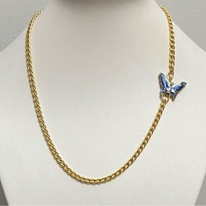NEW Butterfly necklace